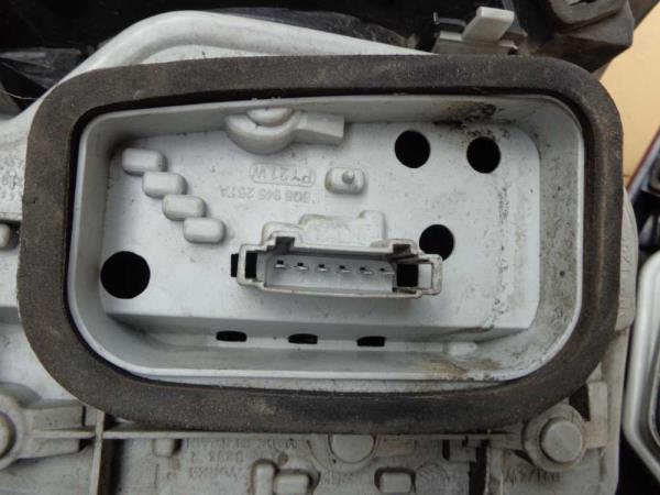 FEU ARRIERE DROIT VW - Vue 2